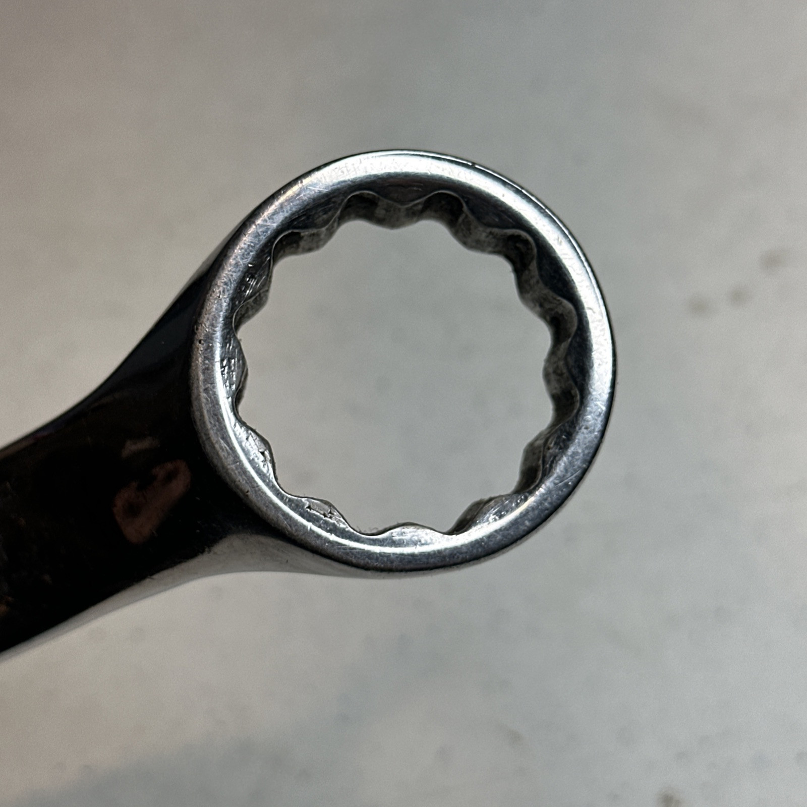 Snap-on XB4042 Offset Box Chrome Wrench 1-1/4in. x 1-5/16in. 12-Pt Snap On USA