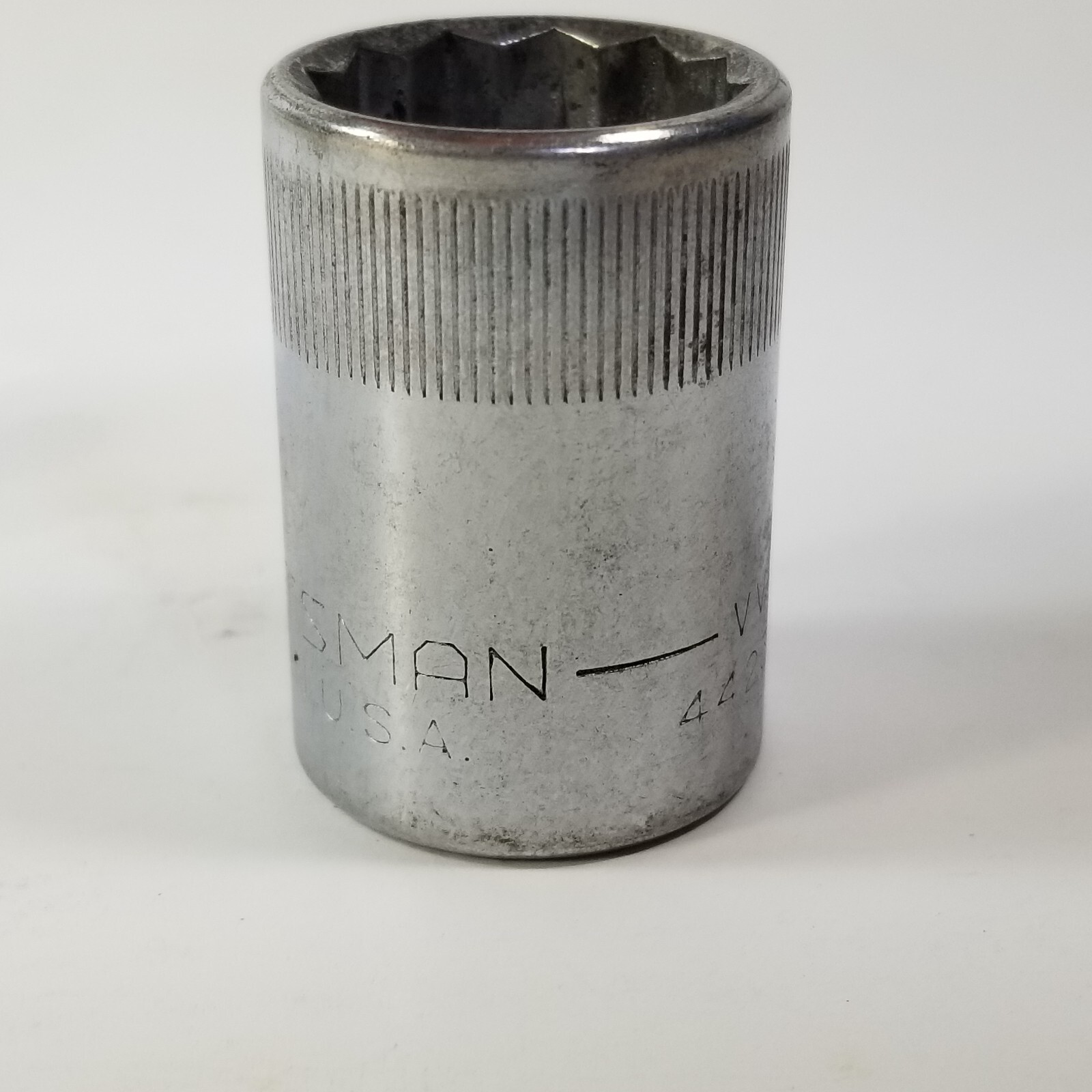Craftsman USA 19mm 12 Point 1/2″ Drive Socket 44238 -VV- Series Knurled