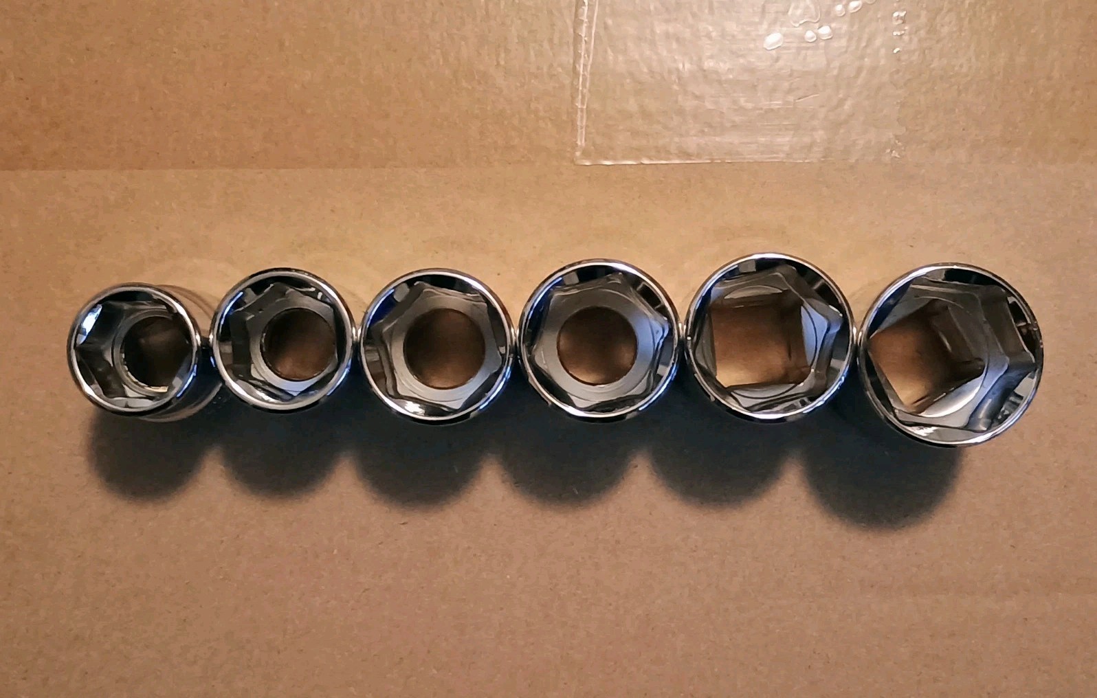 CHANNELLOCK 12 Piece SAE and METRIC 6 Point Standard Socket Set For 1/2″ Drive