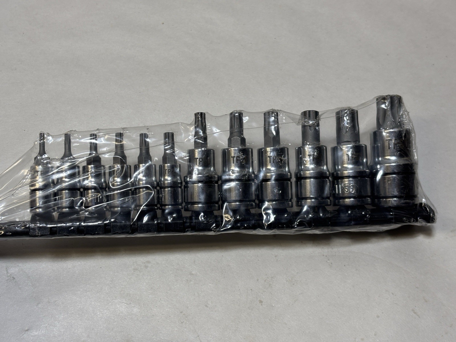 MATCO 12-Piece 1/4″, 3/8″, 1/2″ Drive Star Plus Bit Socket Set SABCTXP12V