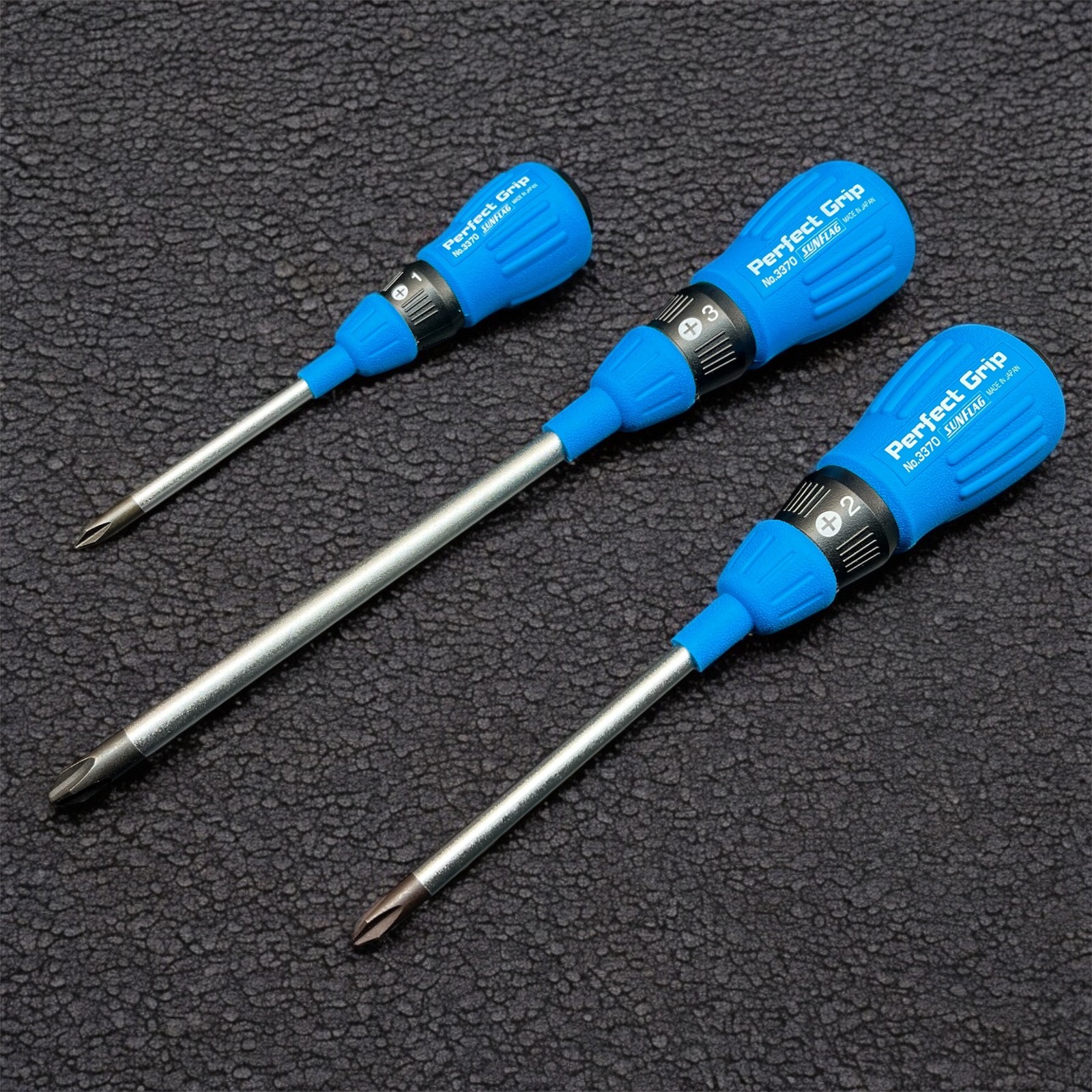 Sunflag 3370 +1 +2 +3 JIS Screwdriver set | Made in Japan | Magnetic |Tang Thru