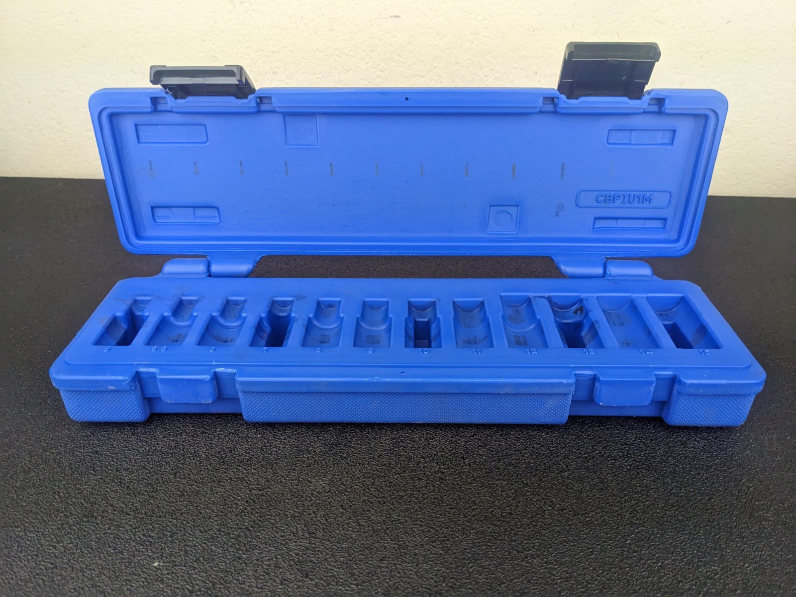 #bl257 Cornwell Blue Power CBPIU1M Case for 1/4″ Dr. Metric Universal Socket Set