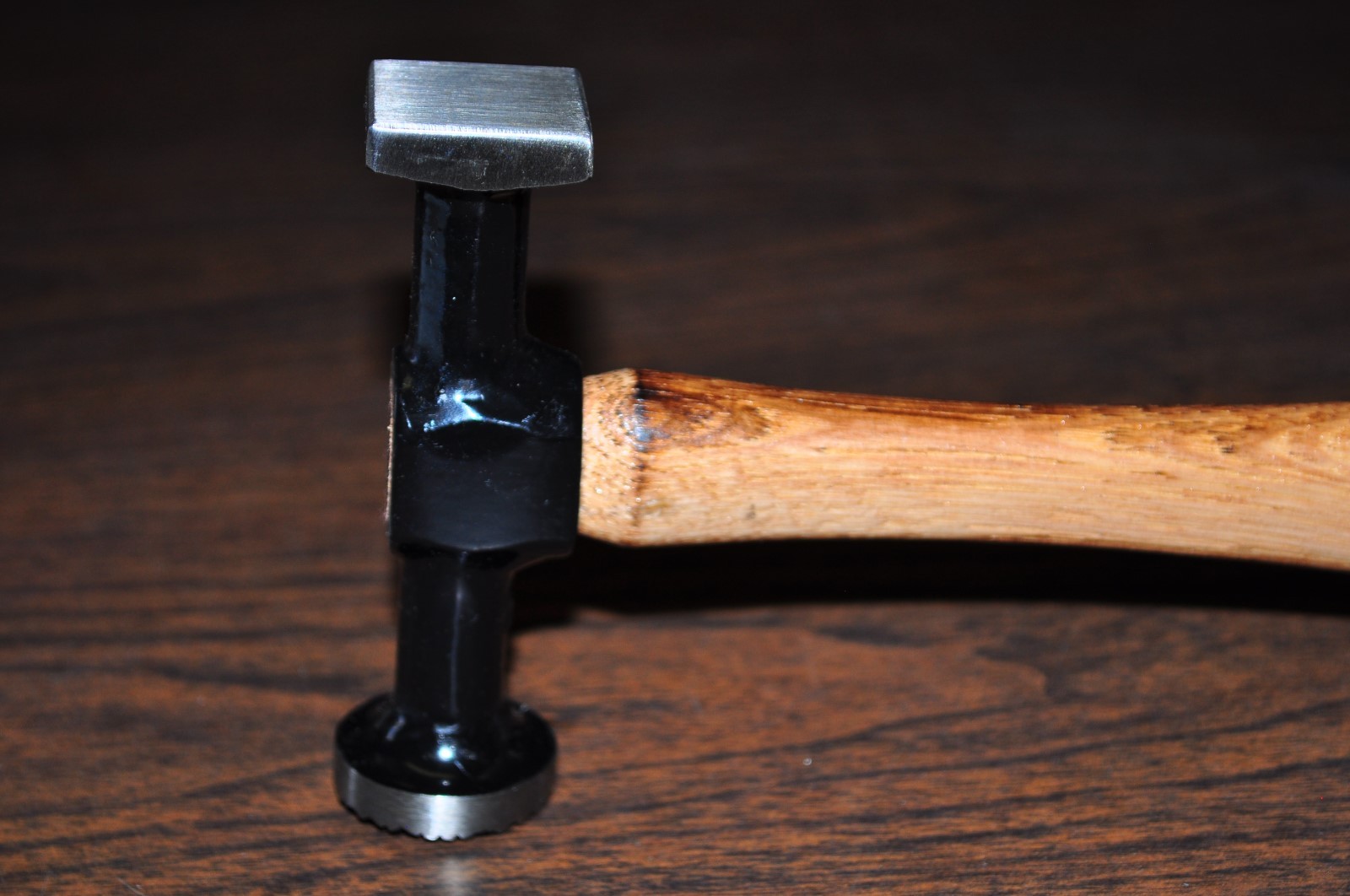 AUTO BODY SHRINKING HAMMER WITH SQUARE HEAD,WOOD HANDLE MARTIN 162G MADE IN USA