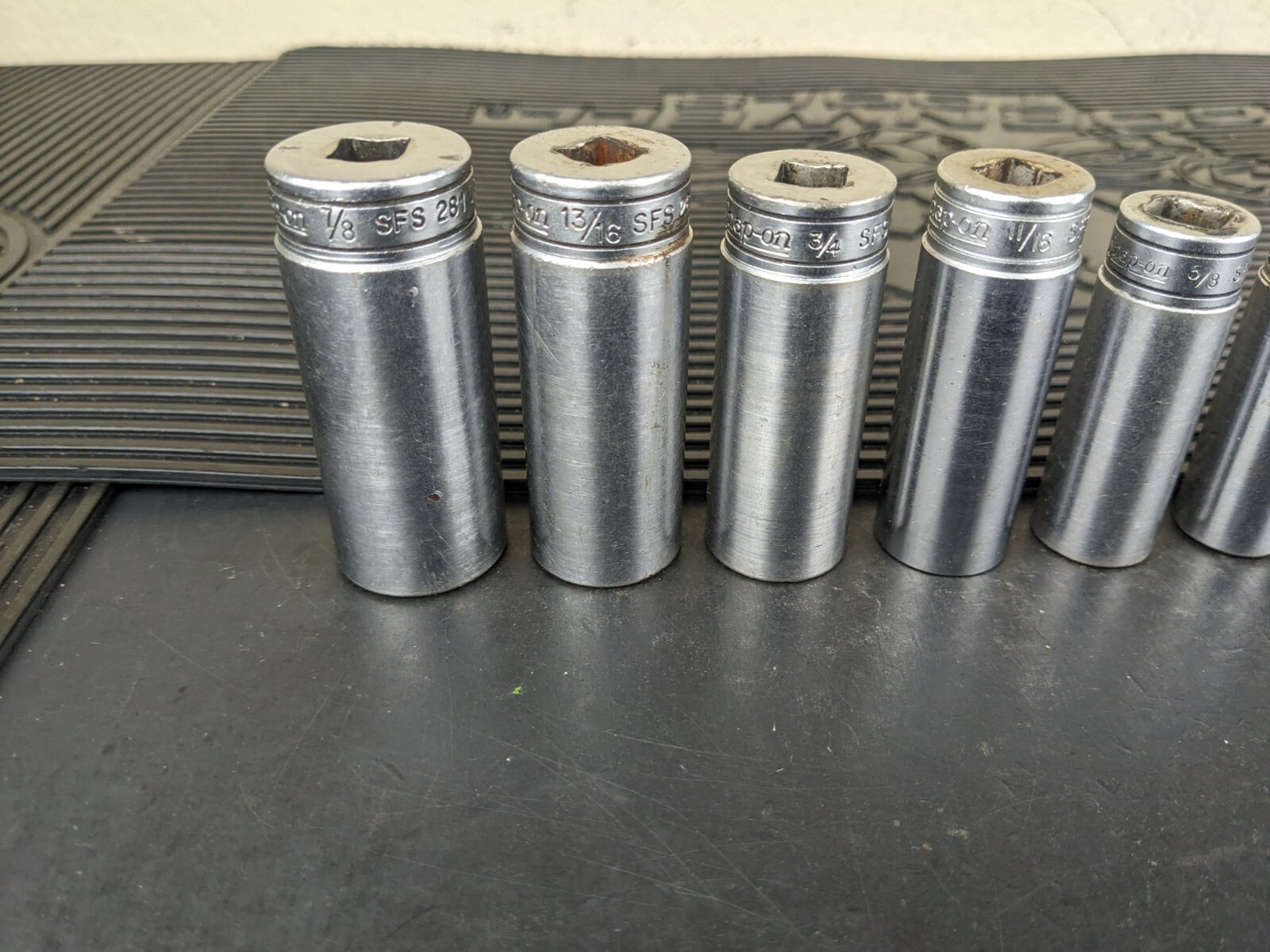 #bg227 Snap on Tools 211SFSY 3/8″ Drive Deep Chrome Socket Set Socket Set