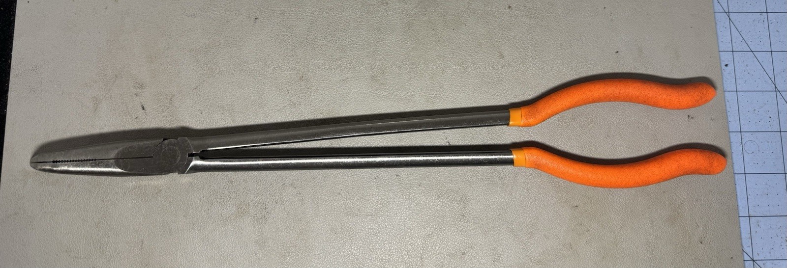 MATCO MODEL PN161M DEGREE NEEDLE NOSE PLIERS. See Pictures for Condition