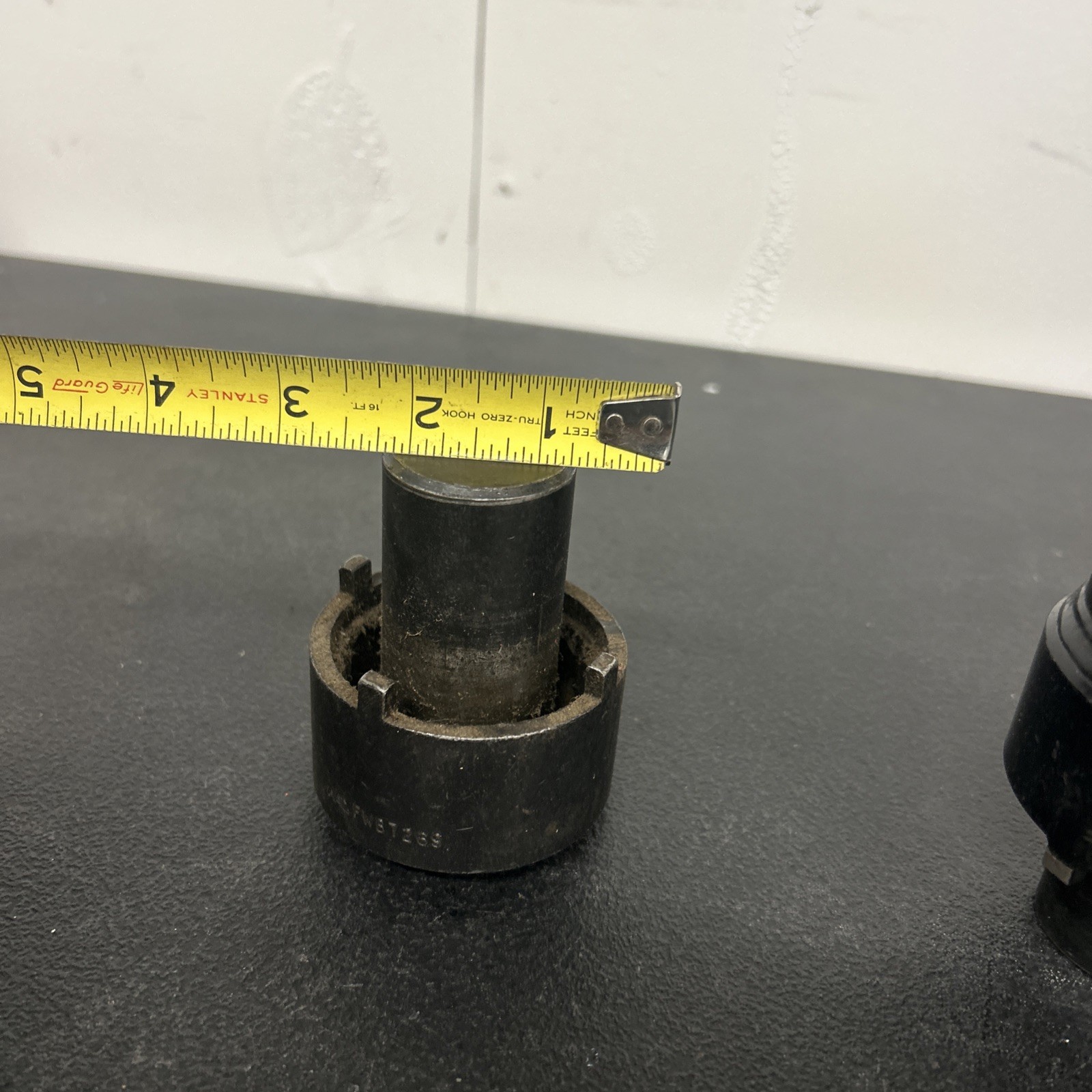 Mac Tools FWB 7269 1/2 Drive Axle Socket 3 1/2 And Extra Axle Socket