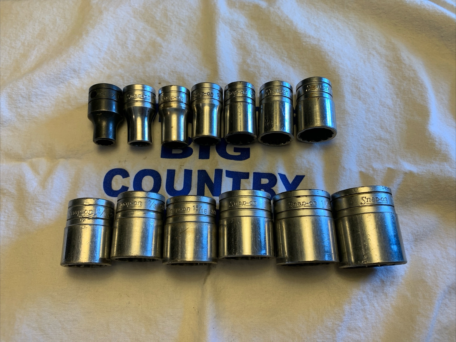 Snap-on 1/2″ Drive 13pc 12pt SAE Flank Drive® Shallow Socket Set (3/8-1-1/8″)