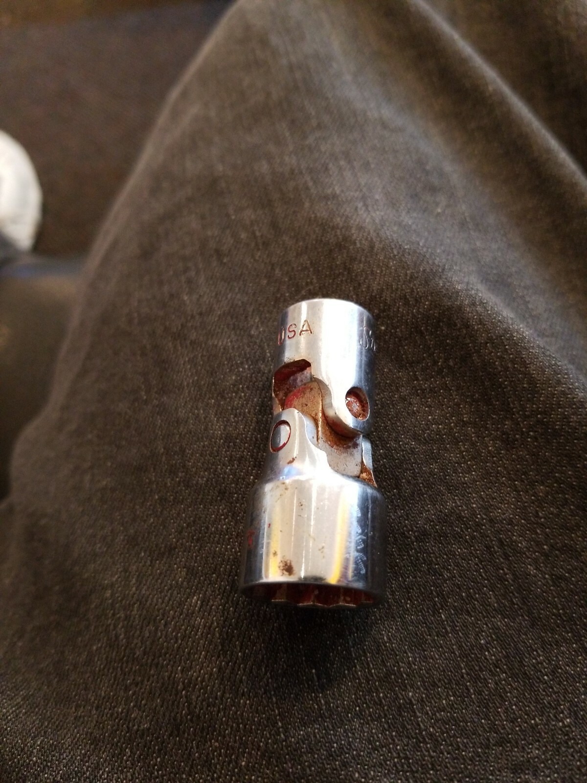 Snap On FVU20 – 5/8″ Shallow Universal Flex 12 Point Swivel Socket 3/8″ Drive