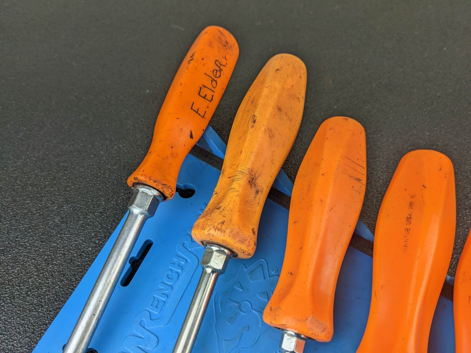 #bf627 Snap-On Tools HI-VIZ ORANGE 7 Piece Hard Handle Screwdriver Set