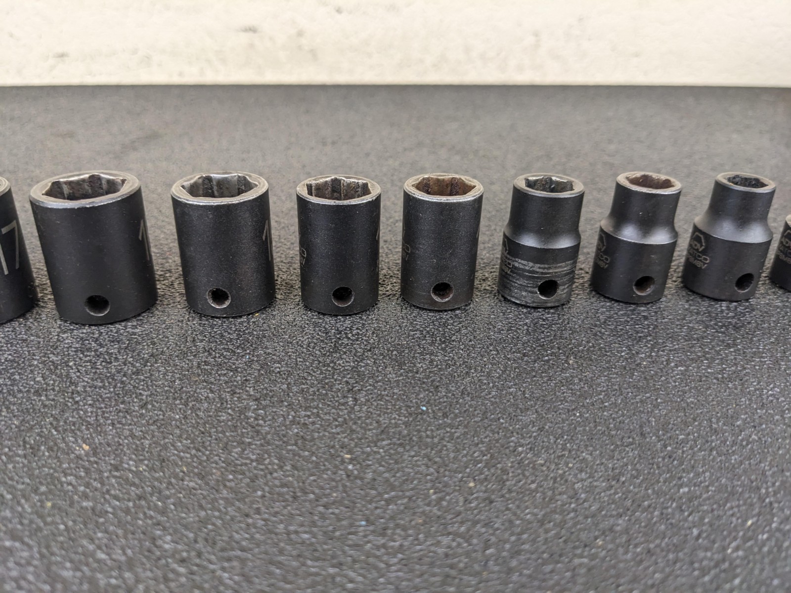 #bo195 Matco Tools ADV 3/8 Drive Short Shallow Impact Socket Metric 6 Point Set