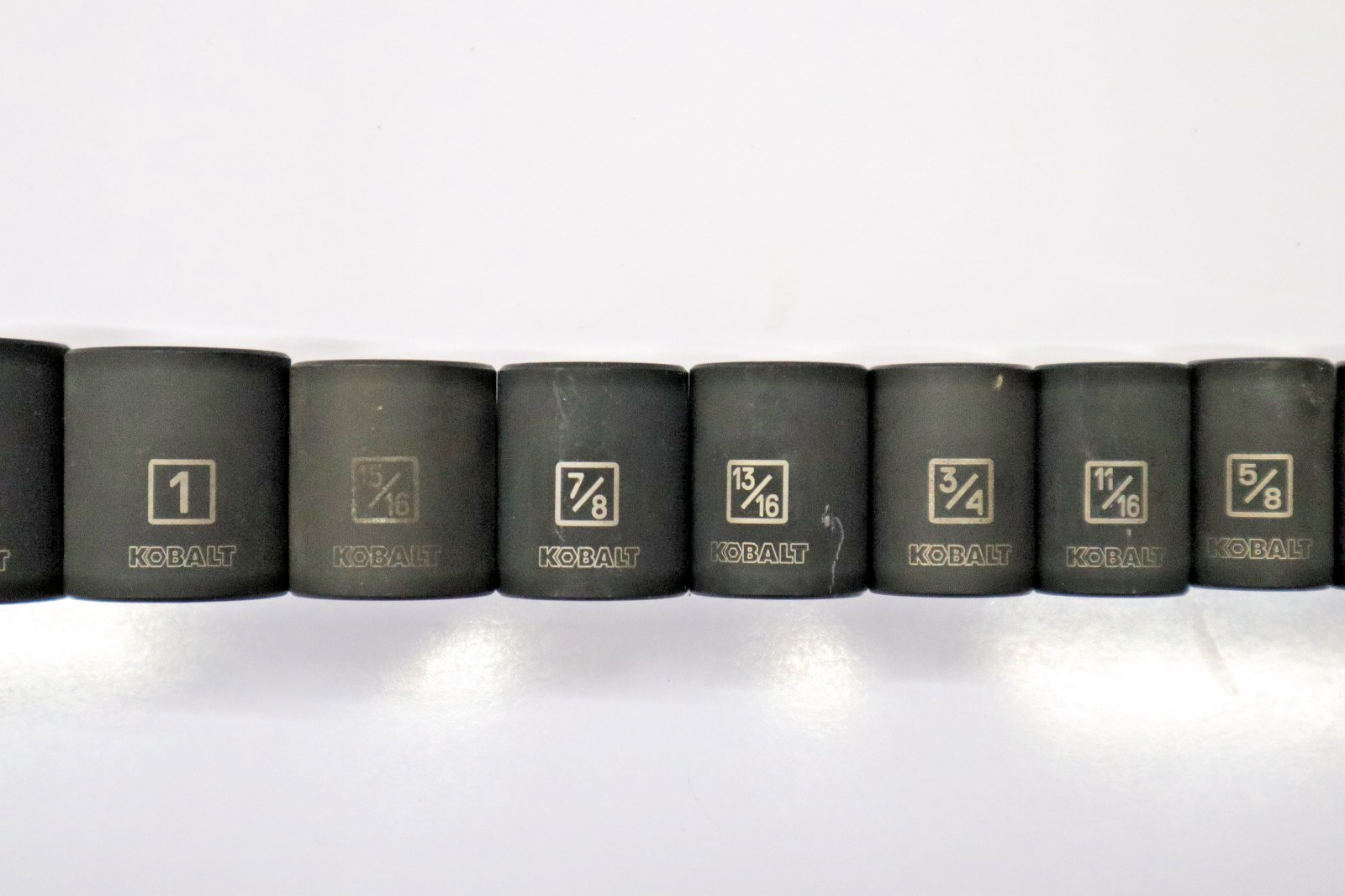 Mixed Lot of 28pc. 1-1/4″ – 1/8″ 6pt Impact Sockets Matco, Kobalt & Blackhawk