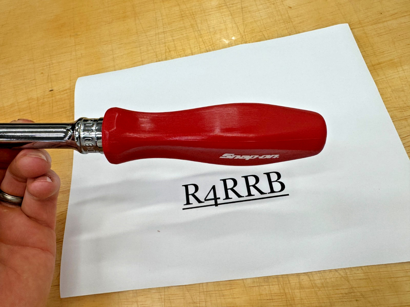 Snap-on Tools USA CLASSIC RED 1/2″ Drive Hard Grip Ratchet SHD80AR RARE NOS