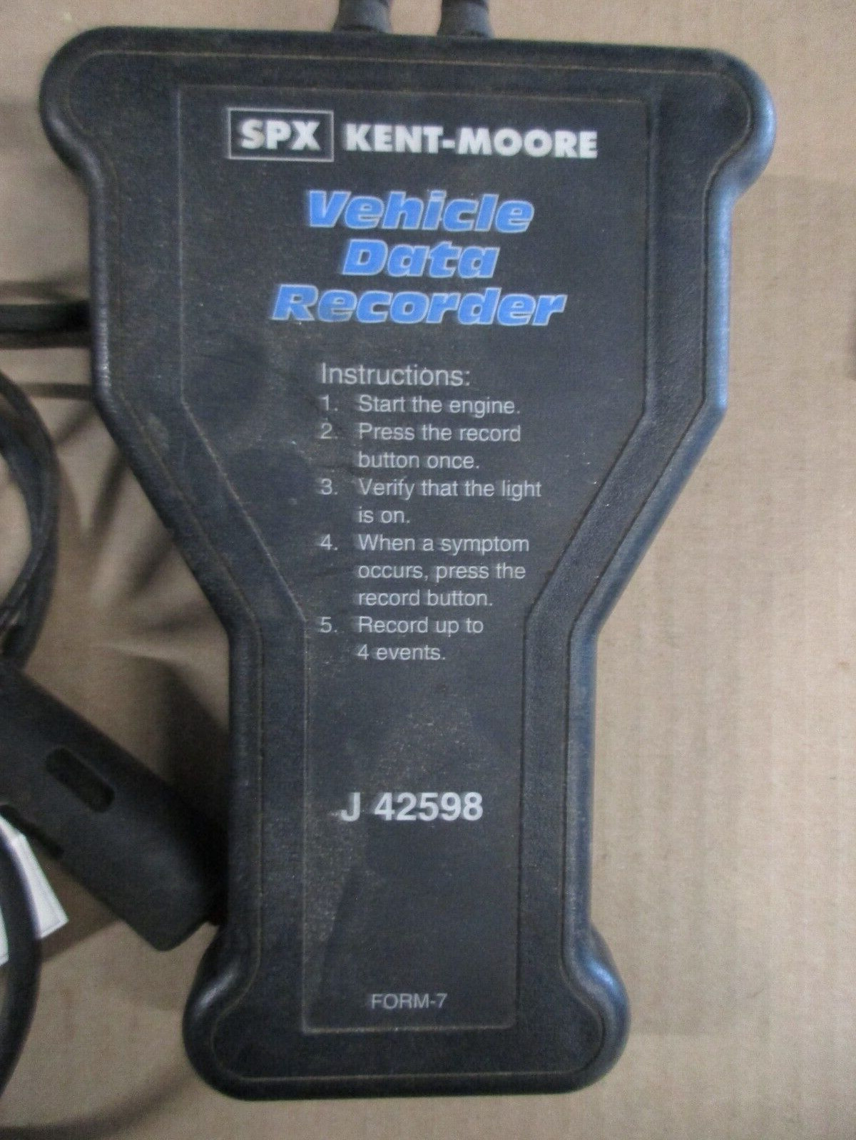 KENT MOORE J-42598 UNIVERSAL VEHICLE DATA RECORDER W/ REVISION 11.0 (NO CASE)