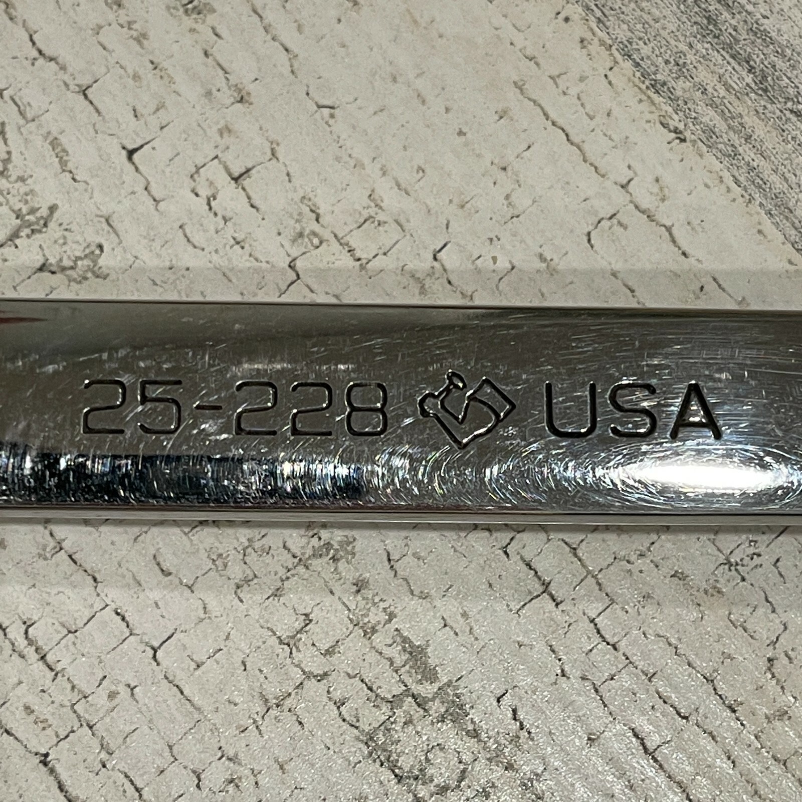 ARMSTRONG 25-228 SAE LONG COMBINATION WRENCH 7/8-INCH 12 POINT USA