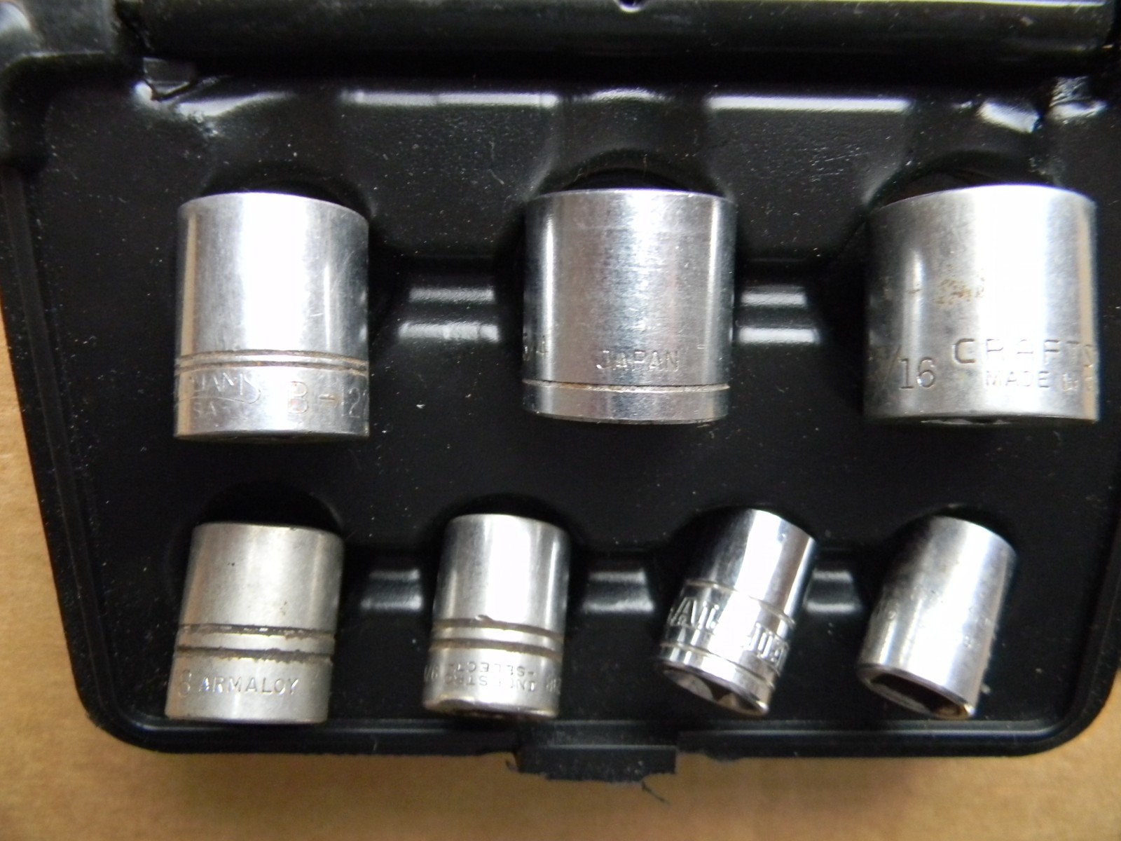 3/8 Socket Set 7 Piece Set 7/16 1/2 9/16-13/16 Mixed Brands with Grip-Tite Case