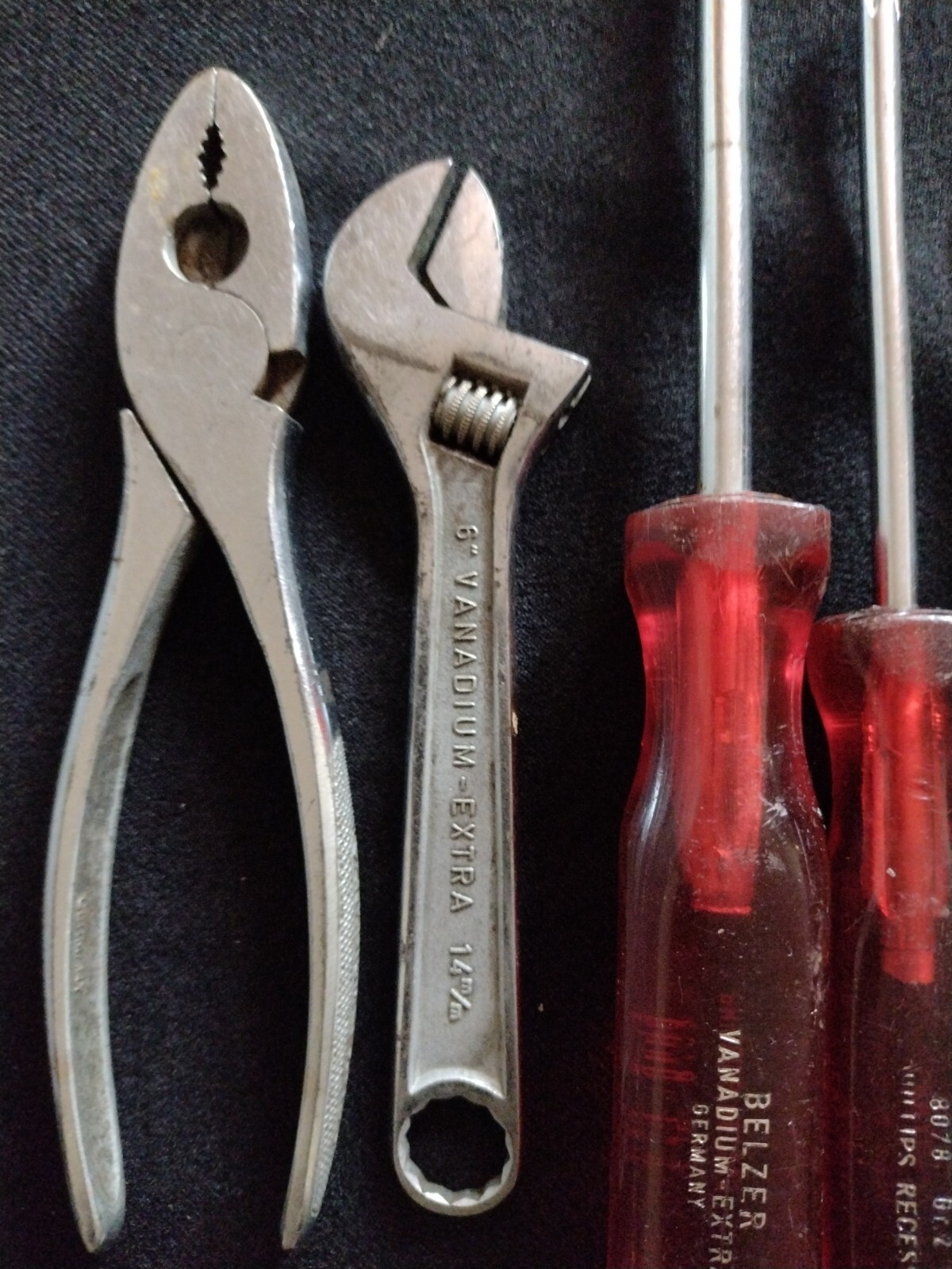 BELZER 8078(GR.3, GR.2, GR.1, GR.0) PHILLIPS SCREWDRIVERS & WRENCH 6″ & Pliers