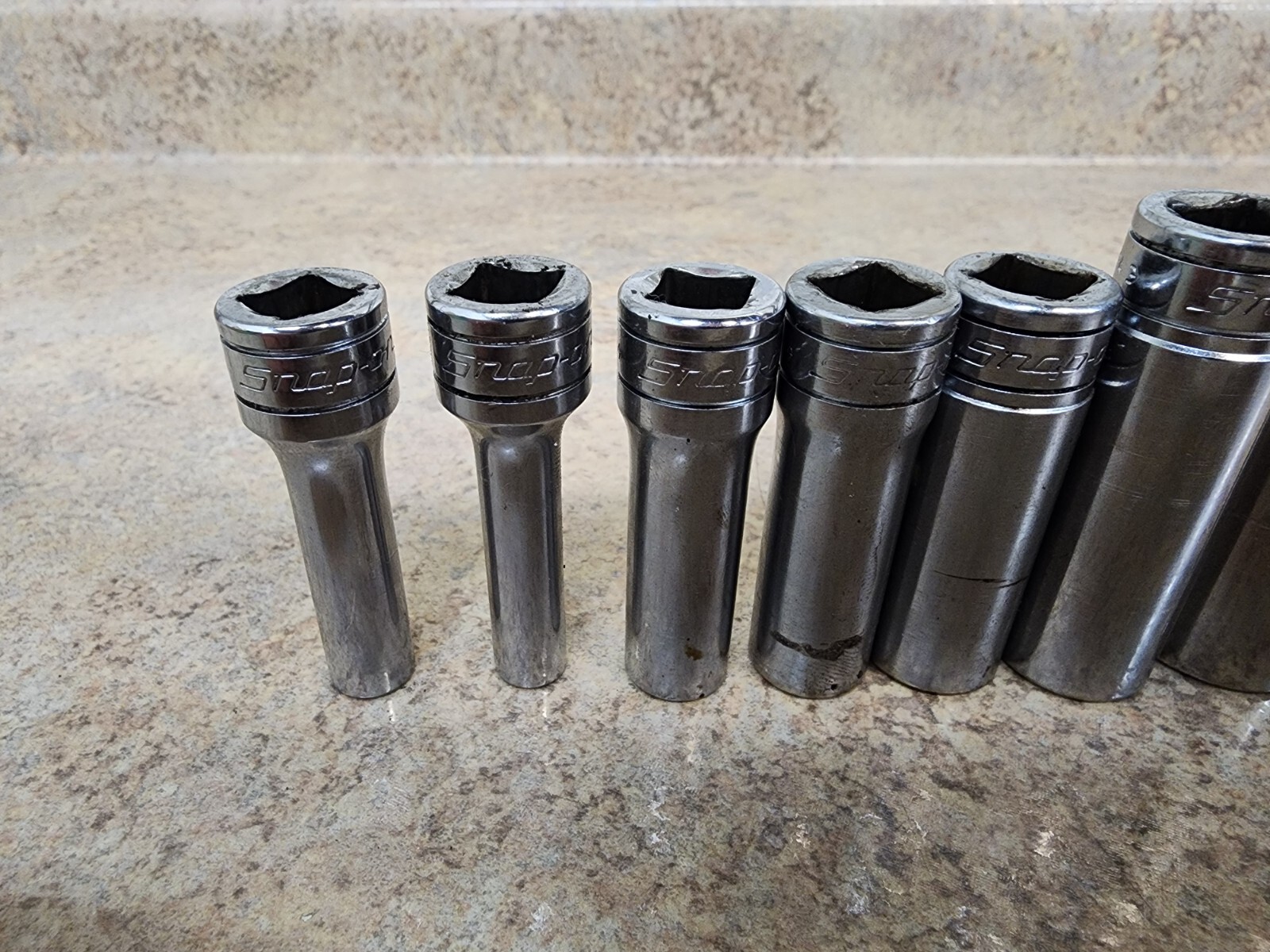 Snap-On 3/8″ Drive 11 Pc SAE DEEP 6 Pt Socket Set 1/4″ – 7/8″ 211SFSY
