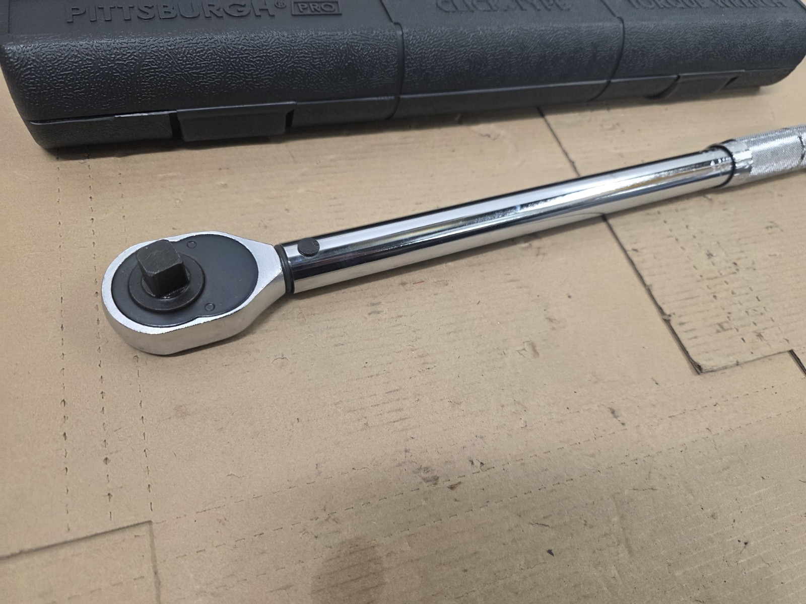 Pittsburgh Tools Drive Click Type Torque Wrench with Case – New