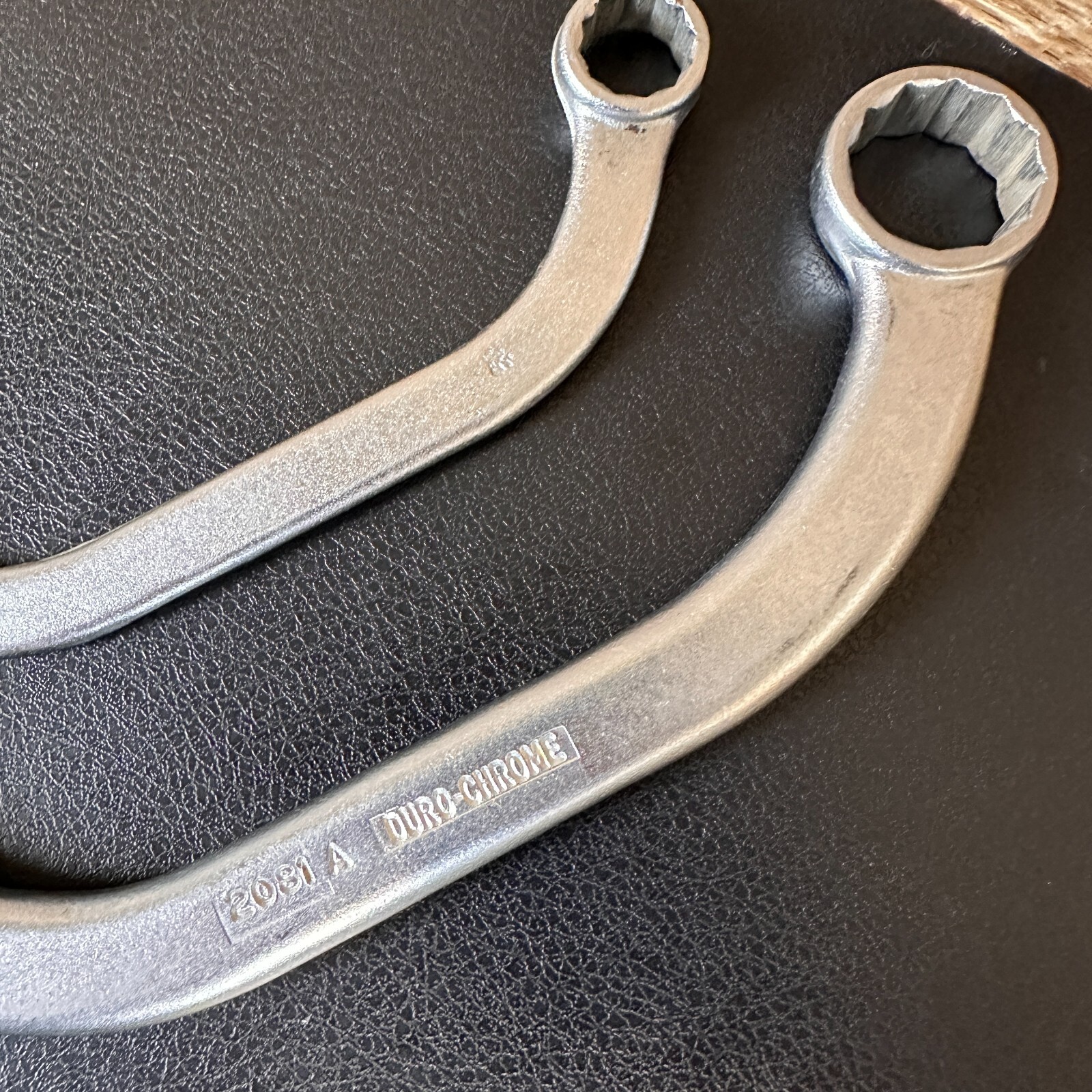Duro-Chrome & Thorsen OBSTRUCTION WRENCH 7/16″x1/2″, 5/8″x3/4″ Half Moon Box End