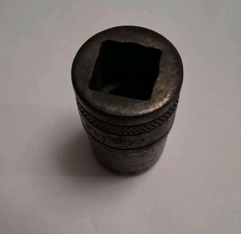 Vintage S-K 9/16” Socket 1/2” Drive 6 Pts No. 40118 USA Weathered!