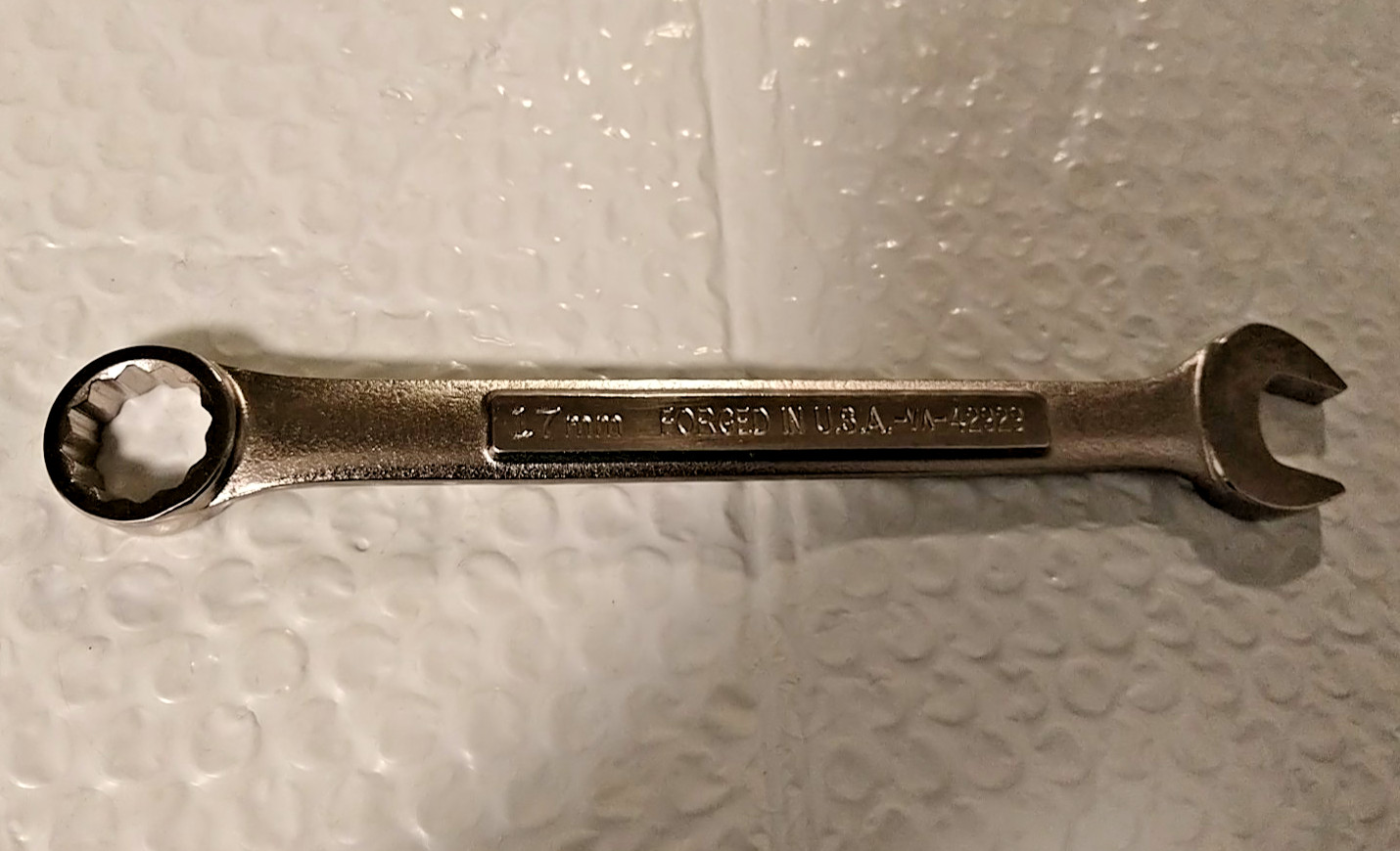 CRAFTSMAN TOOLS USA VV42929, 17MM. COMBINATION WRENCH, 8.2″ LONG, 12 POINT *NOS*