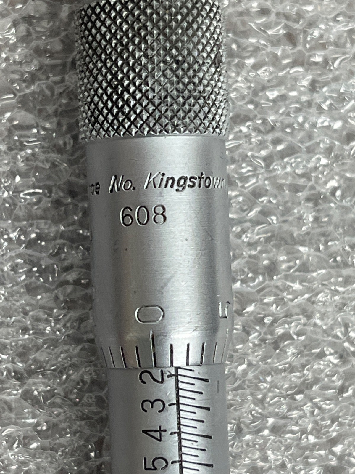 Brown & Sharpe 608 Depth Micrometer Gauge with 5 Interchangeable Rods