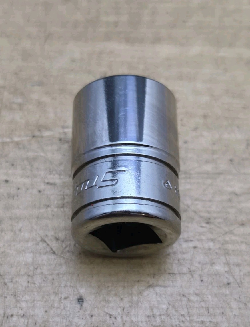 New Snap On F181 – 3/8″ Drive 9/16″ Shallow 12 Pt Chrome Socket