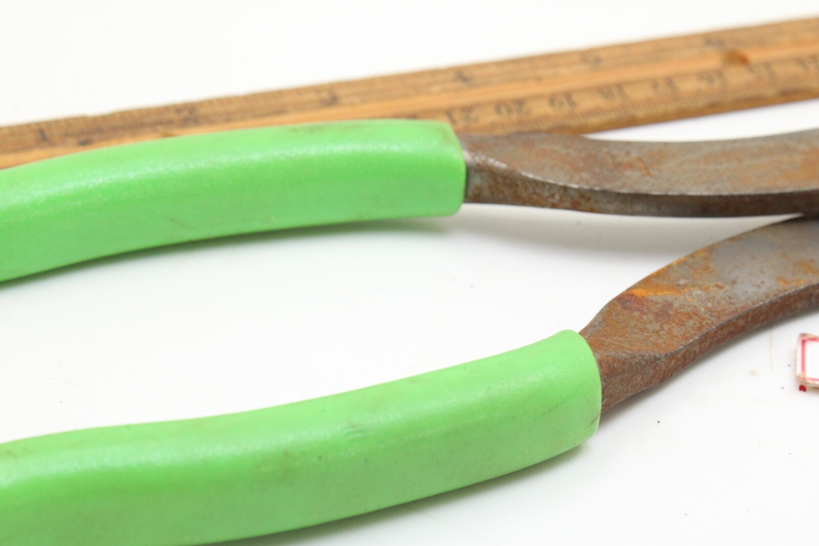 Snap On 312CF 11″ Heavy Duty Diagonal Green Rubber Handle Cutters USA