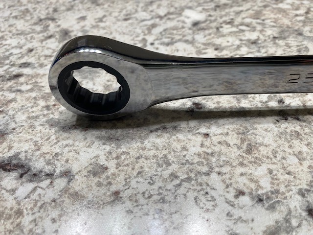 Gearwrench 25mm GearBox 25mm 12-Point Straight Head 72-Teeth Ratcheting 85925