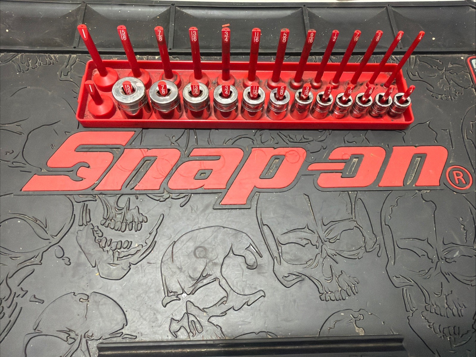 Snap-On USA 12-Pc. 1/4″-15/16″ 3/8″Drive 6-Point Shallow Socket Set Free Shippin