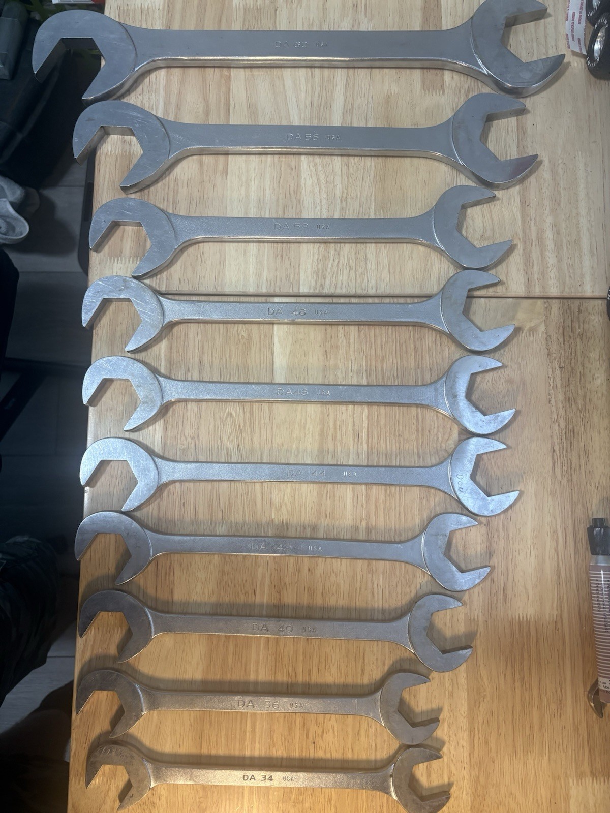 Mac Tools Large Angle Head Wrench Set 1 1/16 – 1 7/8 10 Piece Set