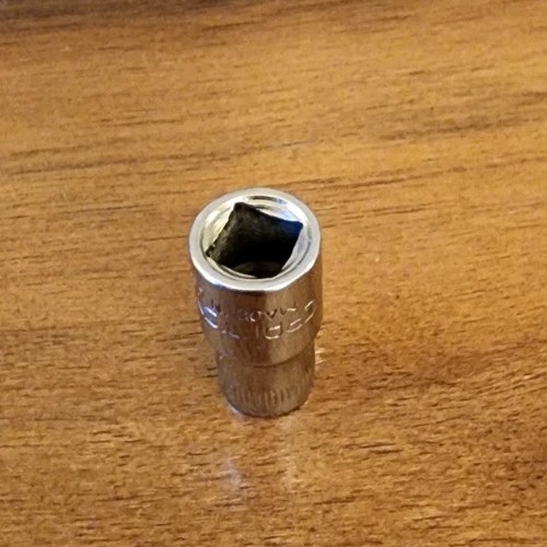 Craftsman USA 6mm Socket 6 Point 1/4″ Drive -VV- 43502 (Top Knurl mm)
