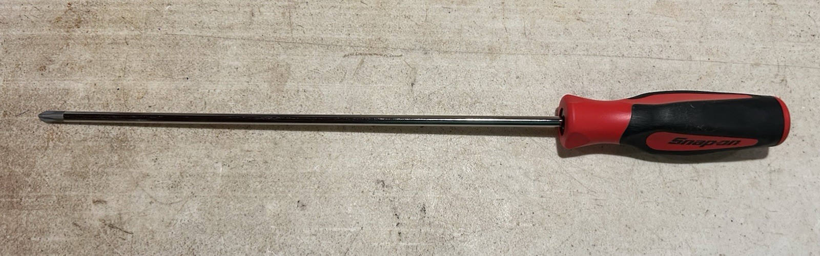 Snap-On SGDP122B #2 Philips Long Shaft Red Instinct Handle. 17” OAL.