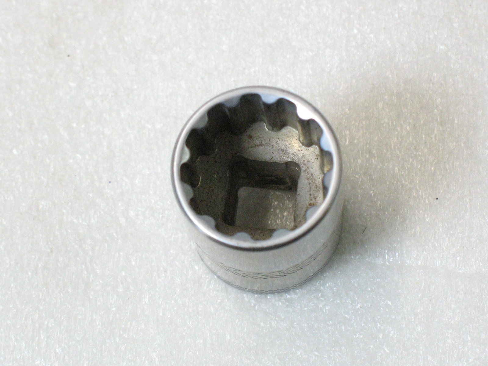 MAC Tools 3/8″ Drive 18mm Shallow Chrome Spline Socket X18SMMR