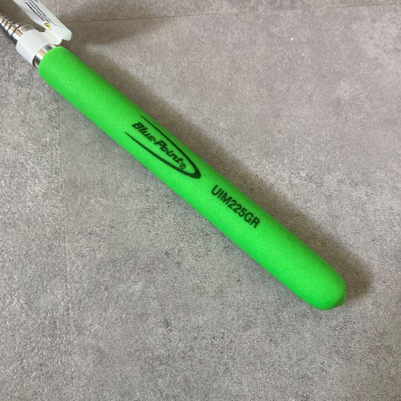Blue Point UIM225GR Telescoping Inspection Mirror Green 2-1/4″ dia. Mirror Head