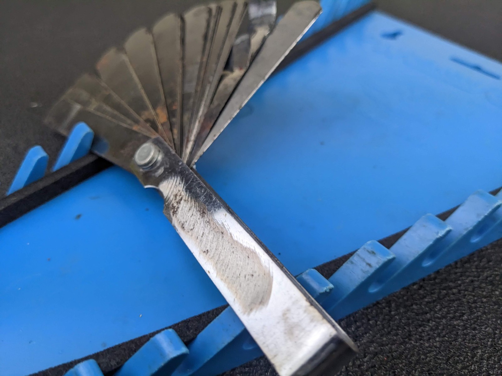 #bl774 Blue Point FB325A Feeler Gauge Set 25 Blades Inches SAE Metric USA