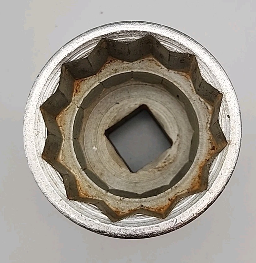 2260 Indestro Socket 1-7/8″ 3/4″ Drive