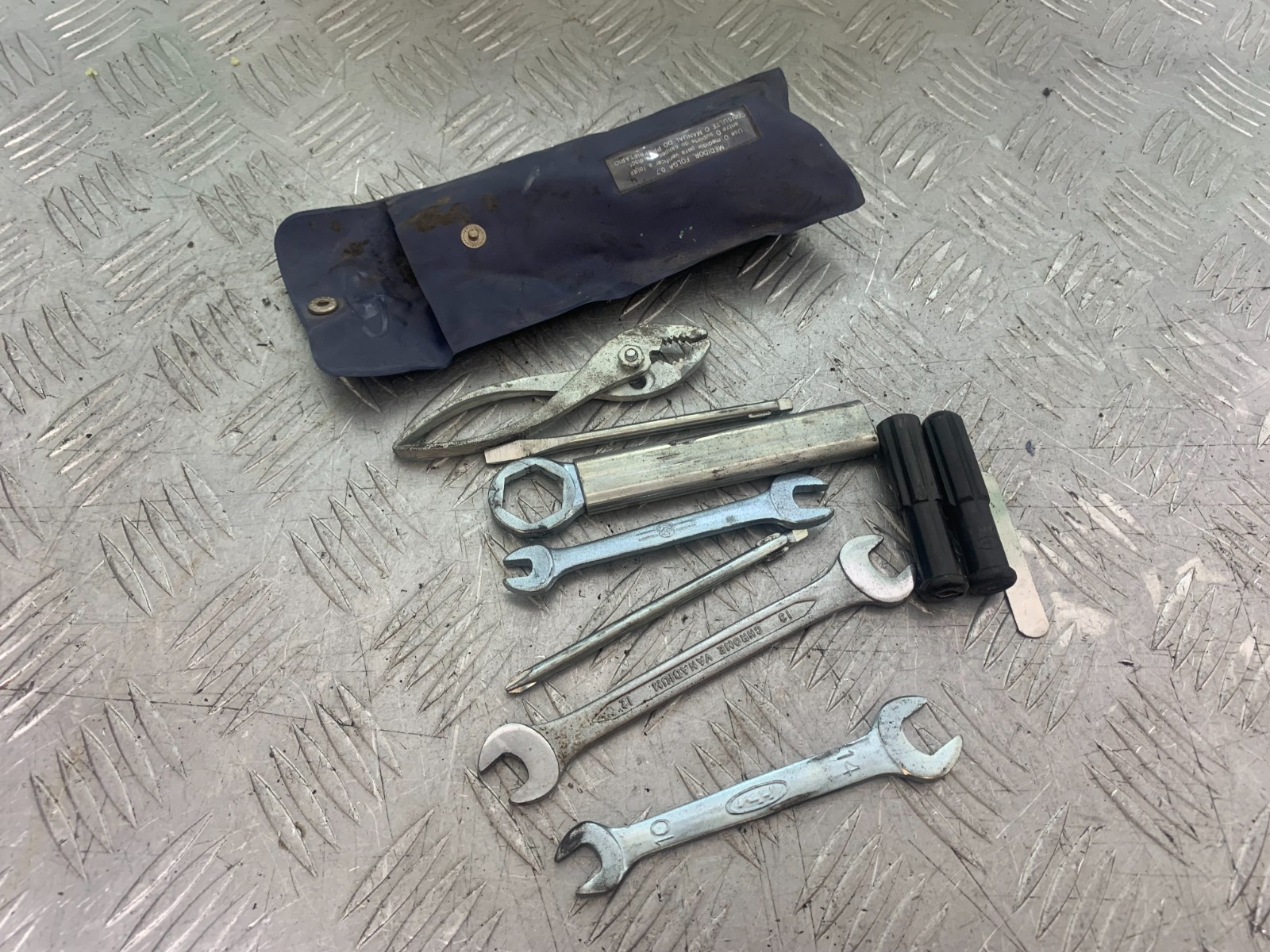 YAMAHA XTZ660 TENERE 3YF TOOL KIT YEAR 1991-93 (CMB1348)