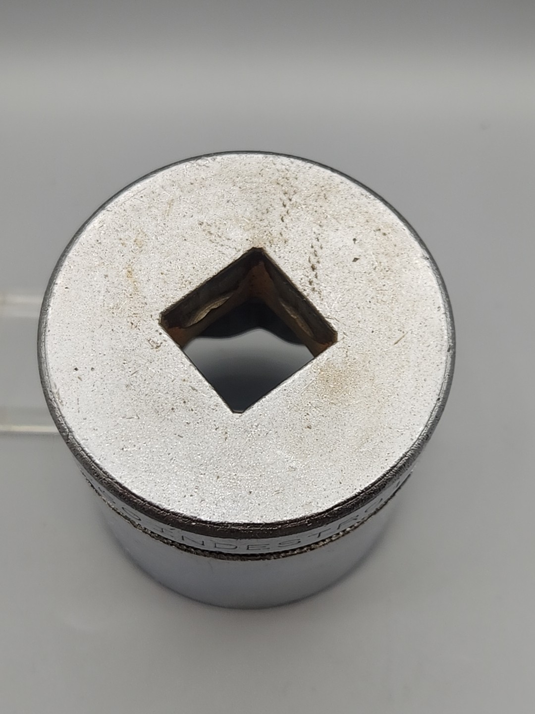 2260 Indestro Socket 1-7/8″ 3/4″ Drive