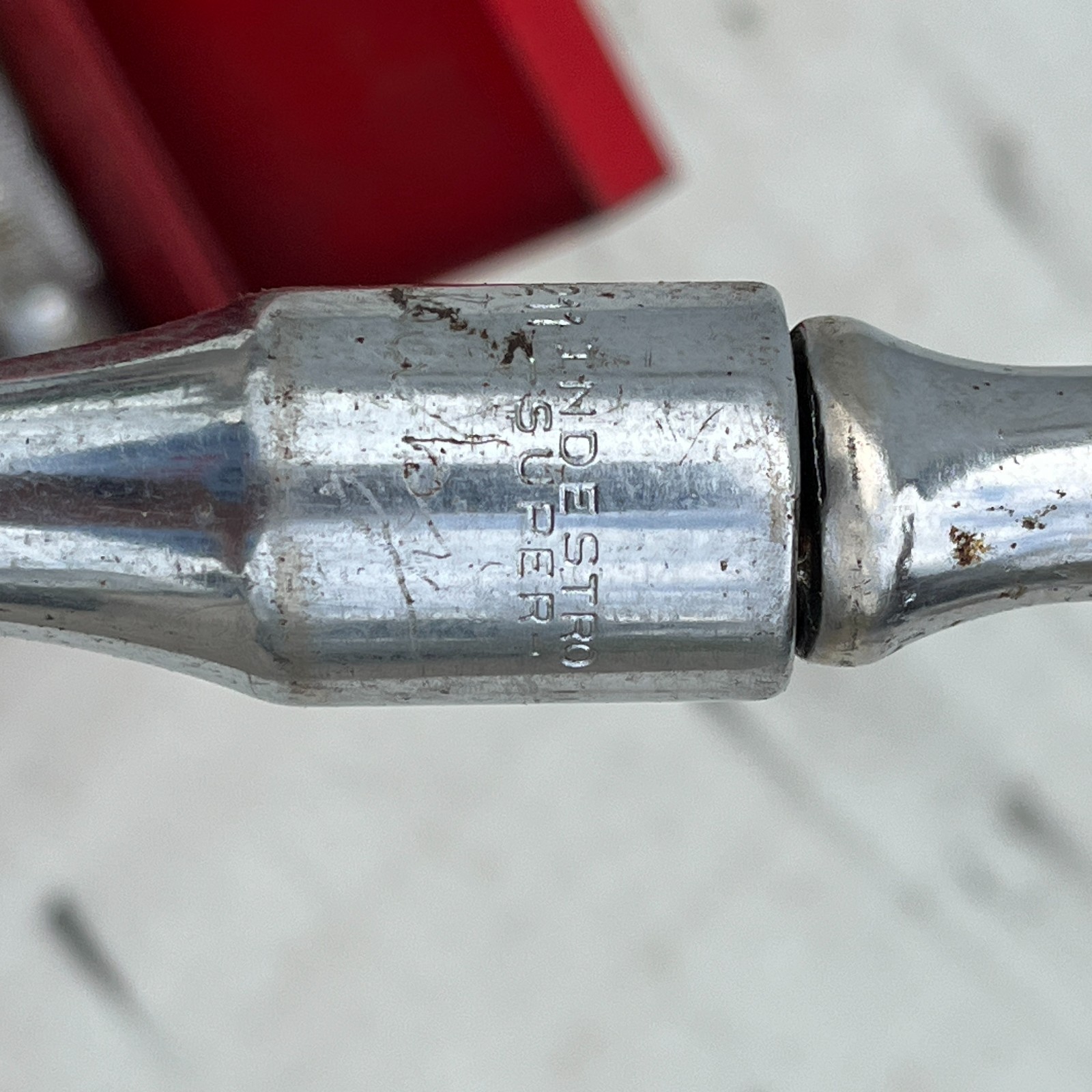VINTAGE INDESTRO SUPER 18 Pc 1/2″ DRIVE SOCKET RATCHET SET + BOX – 7/16″- 1-1/8″