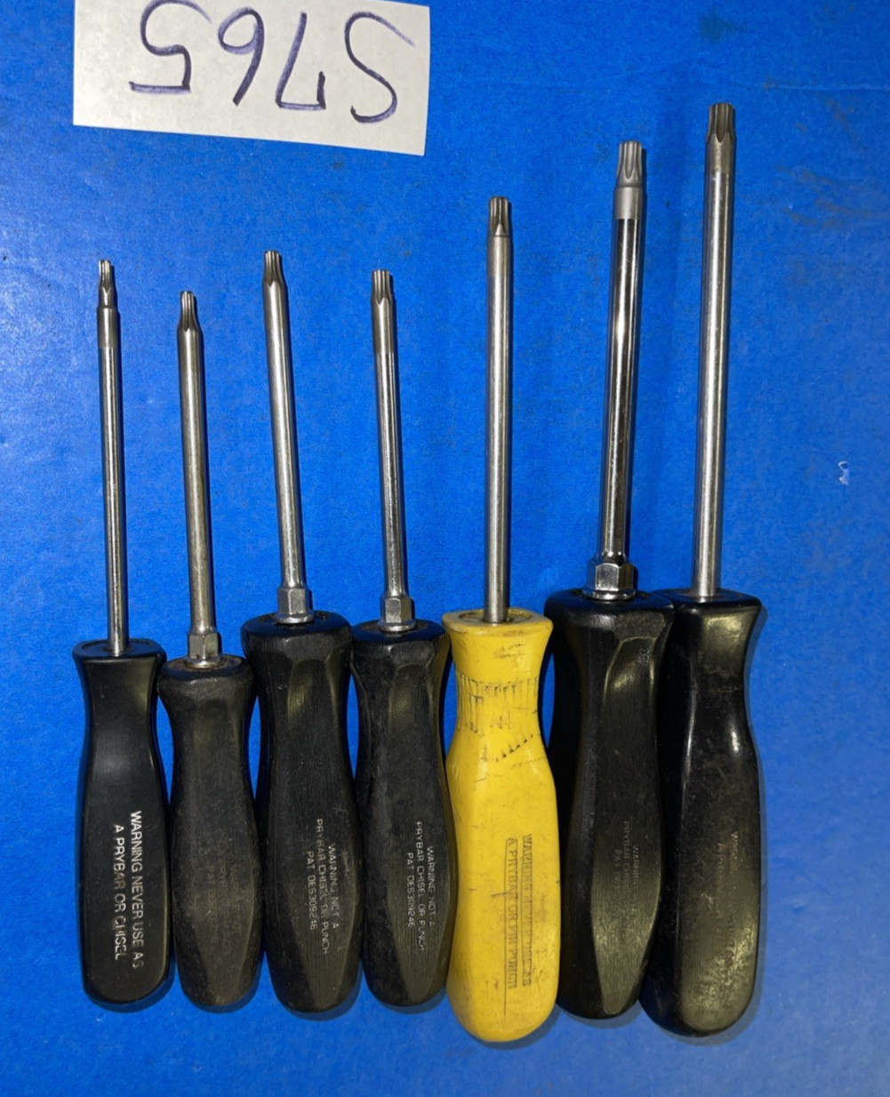 SNAP-ON TOOLS 7 PIECE TORX SCREWDRIVER SET BLACK & YELLOW HANDLE T8-T30