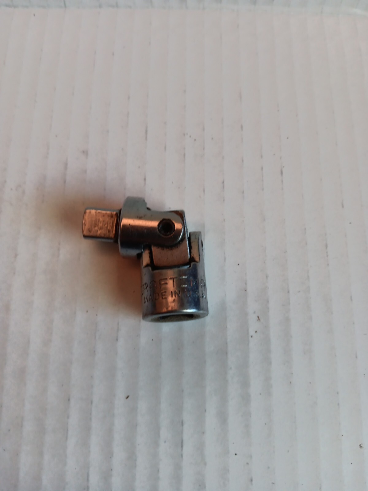 Craftsman USA Lot Of 2 -V- 4435 3/8” & GK 4425 1/2″ Universal Swivel Socket