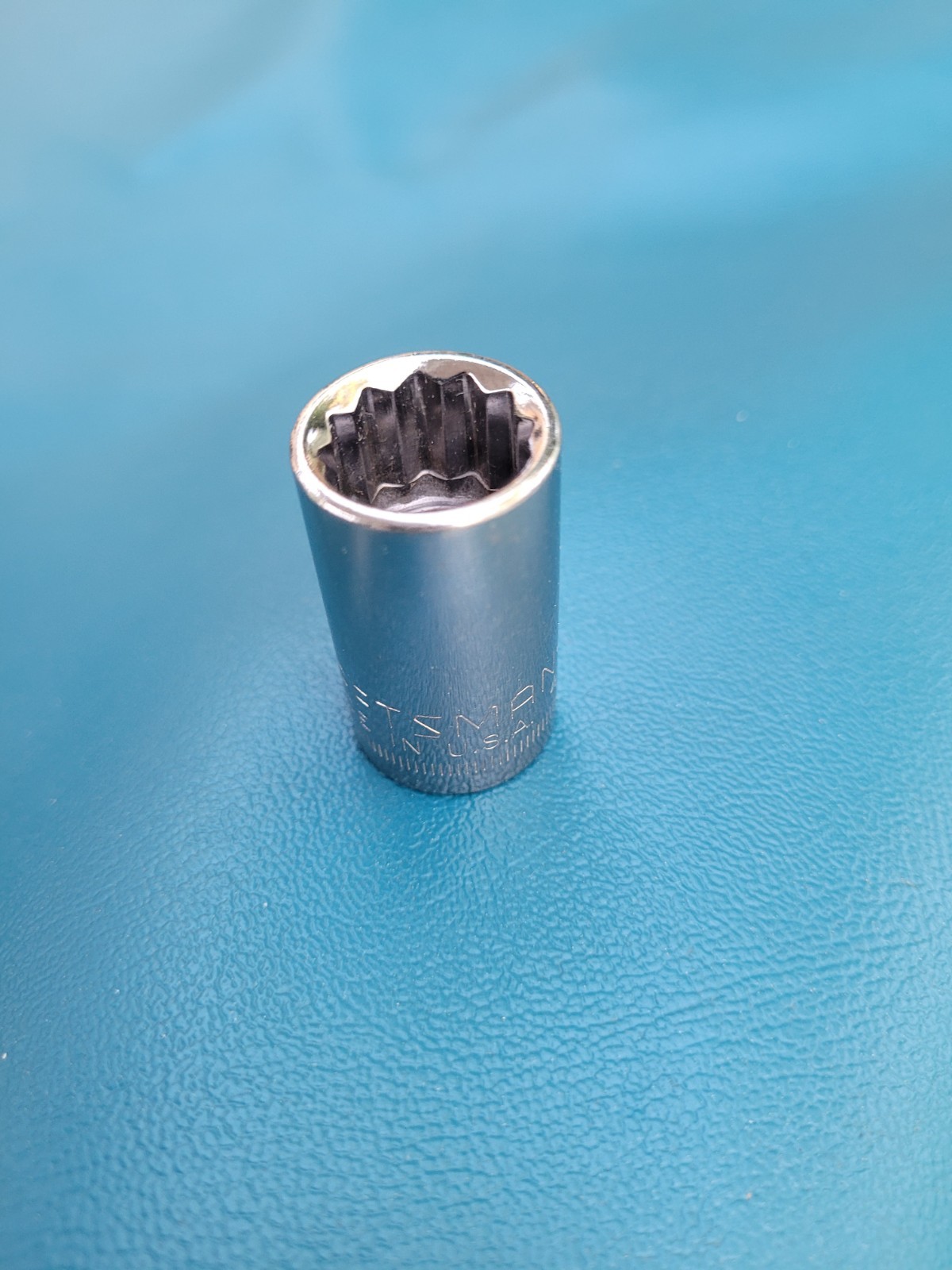 Craftsman -G-44236 Socket 15mm 12 Point 1/2″ Drive.