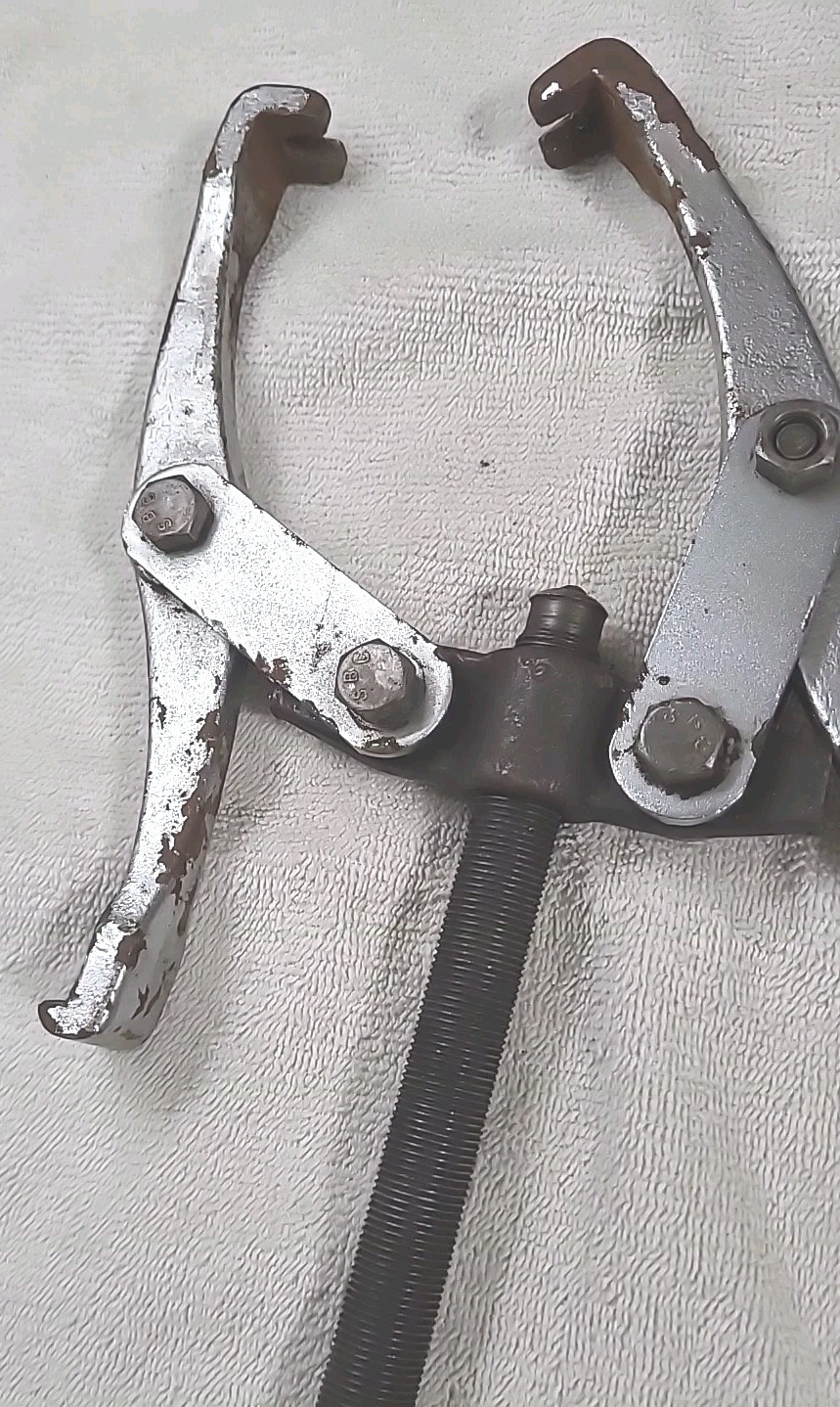New Britain Tools P-140-D Vintage 2-Jaw Gear Puller Remover Reversible Tool USA