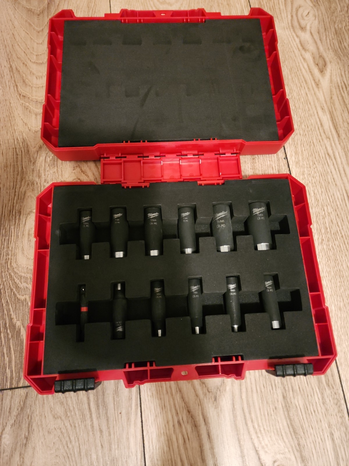 Milwaukee SHOCKWAVE Impact Duty 1/4″ Drive Metric Socket Set