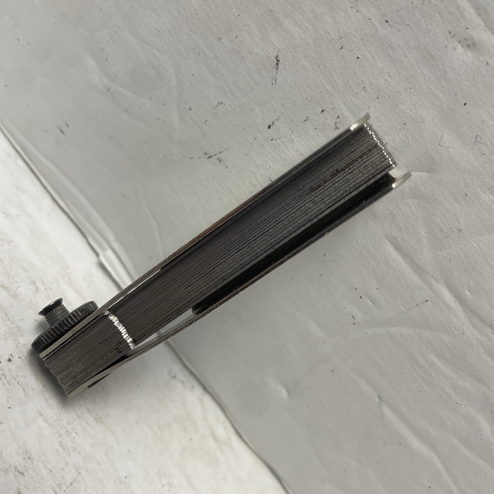 Feeler Gauge 5026T Products Engineering – (0.25mm-0.24mm)(.635mm-.610mm) Used