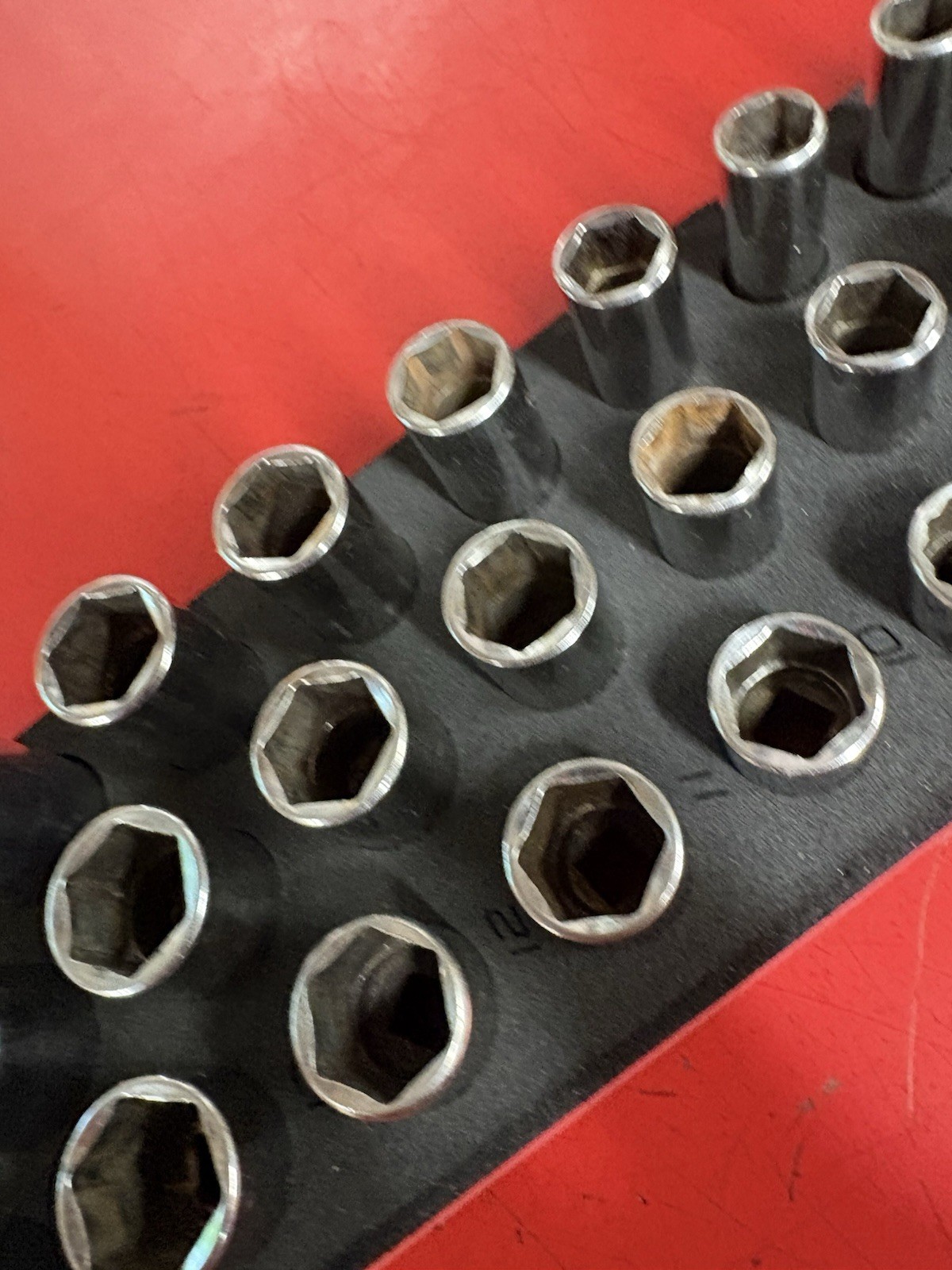 Snap-On Tools 42pc 1/4″ Drive 6-Point Metric Foam Socket Set
