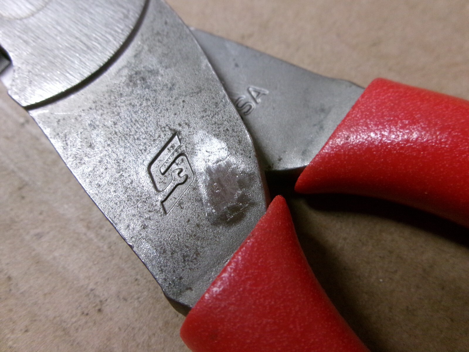 Snap-On USA 7-1/2″ Red Comfort Handle Vector Edge Diagonal Cutter Pliers 87ACF