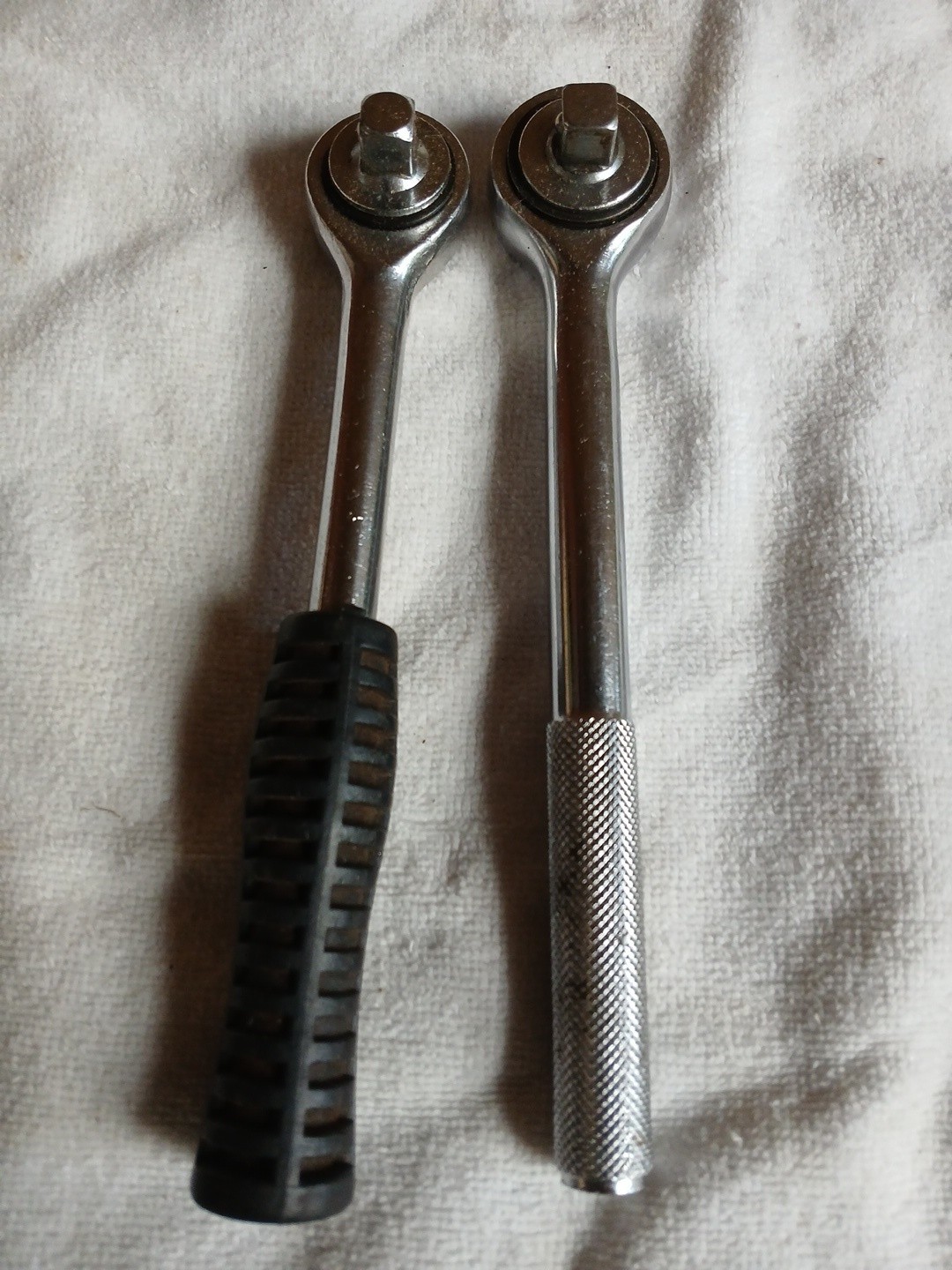 Lot Of 2 Ratchets Both 3/8″ One Forge Master, Onle Unbranded