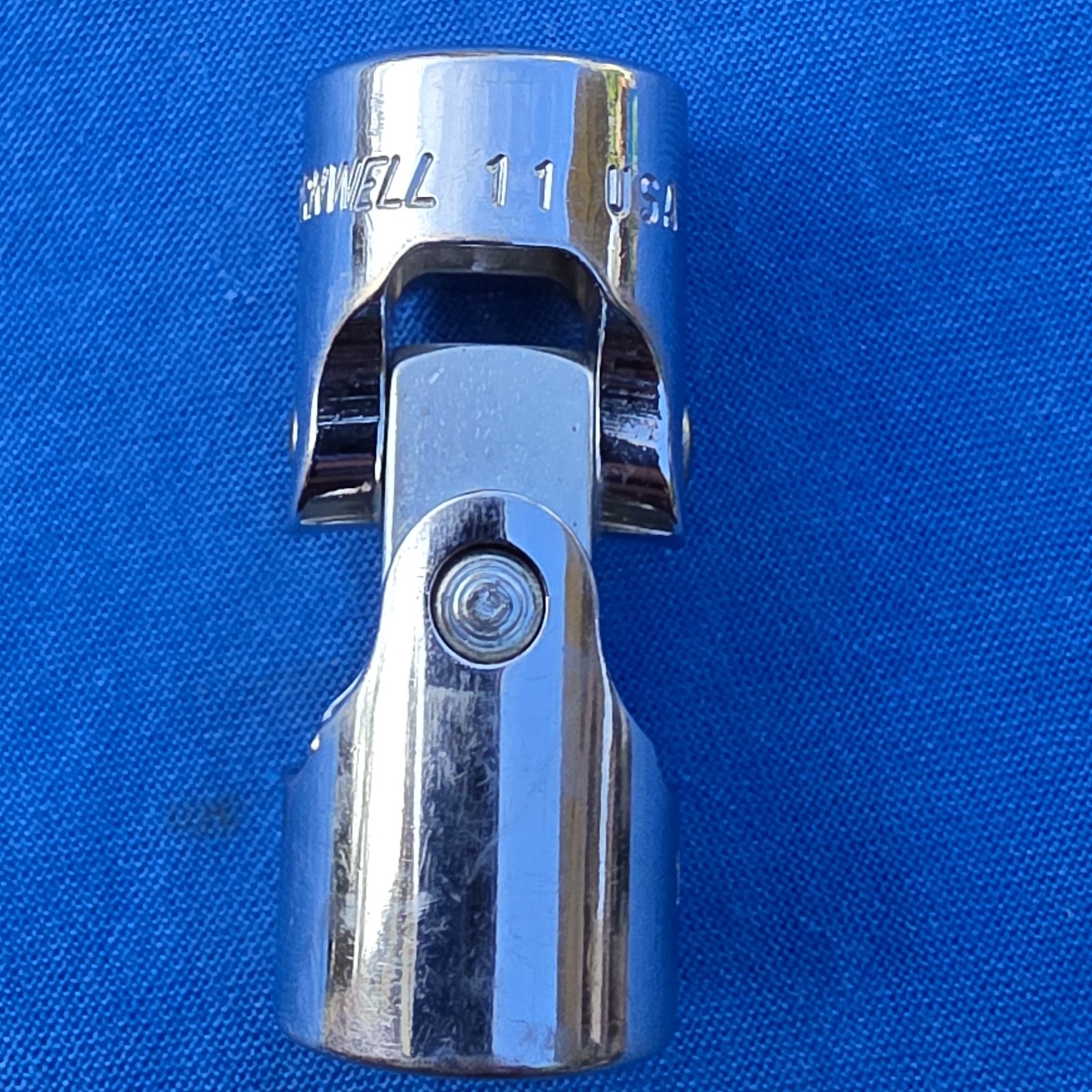 Cornwell U2116 Universal Swivel Flex Socket 3/8 Drive 12 Pt. 1/2″ USA